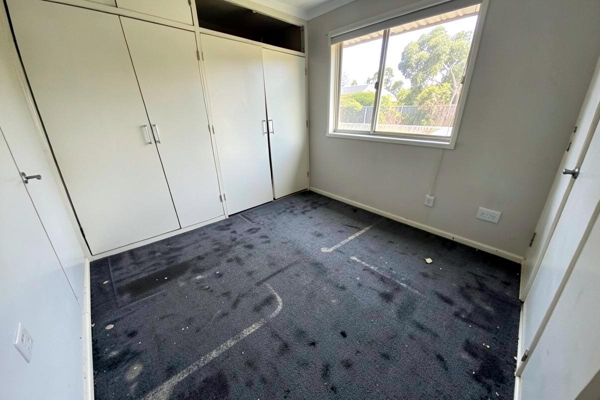 Bedroom Recarpet — before